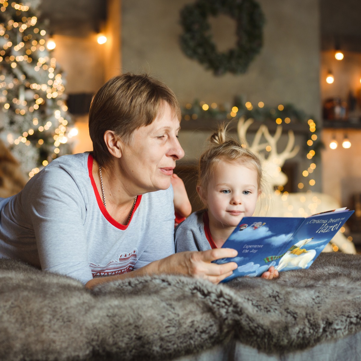 A Christmas Dream for Me Personalized Storybook and Polar Bear Gift Set 