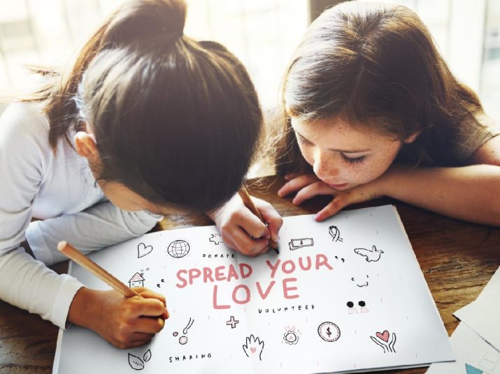 spread love and kindness personalized children's book kids book personalized gift The Magic in Me acts of kindness random acts of kindness simple gesture kind gesture family activities baby's first Christmas Night Before Christmas personalized ornament donate happy notes multicultural winter holidays chain reaction of kindness winter activities ideas